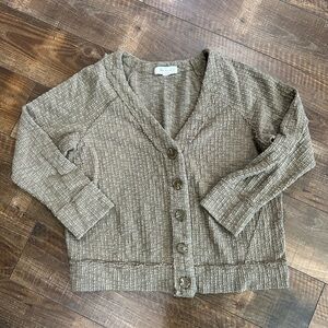 Two by Vince Camuto
Olive green Button-Up Cardigan